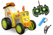 Bláznivý skákajúci ovládaný traktor